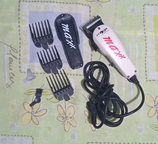 Máquina de cortar cabelo 