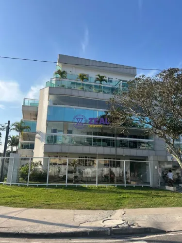 Cobertura com 3 quartos sendo 2 suítes, com 137m², no Recreio dos Bandeirantes