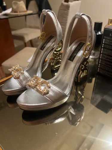 Salto DOLCE&GABBANA ORIGINAL
