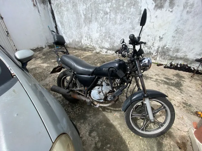 Suzuki intruder 125