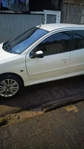 Peugeot 206 Techno/ Feline 1.6/ 1.6 Flex 16V 5P 2004