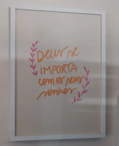 quadro decorativo - Deus se importa com os seus sonhos