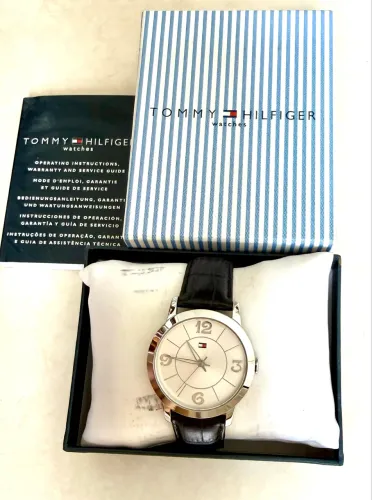 Relógio Tommy Hilfiger Original (F80267) - Na Caixa Com Manual
