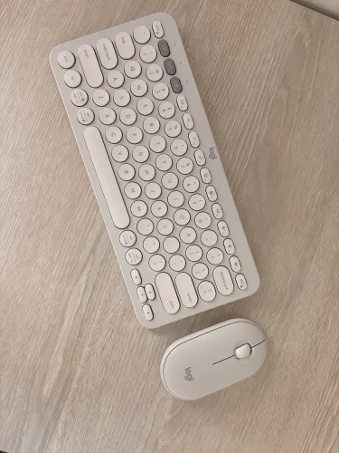 Teclado e mouse sem fio Logitech 