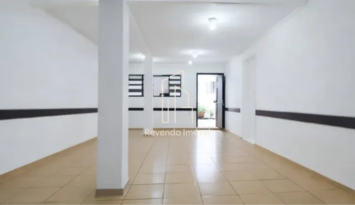 Casa Comercial para Locação no Centro de Santo André-SP: 10 Salas, 6 Banheiros, 464,65m² -