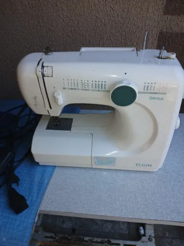 Máquina de costurar