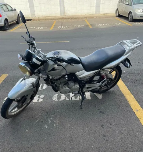 Suzuki GSR 150i 2012
