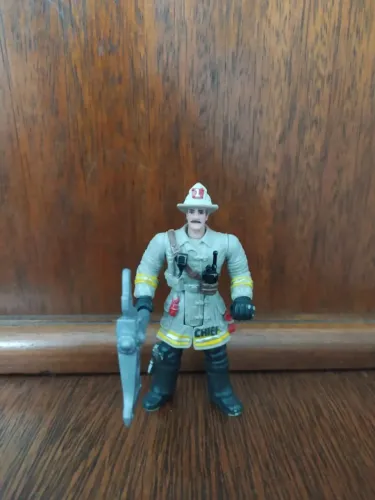 Boneco Bombeiro Chap Mei