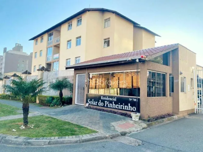Apartamento com 3 dormitórios à venda, 76 m² por R$ 420.000,00 - Capão Raso - Curitiba/PR