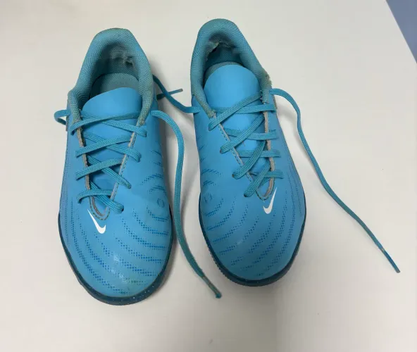 Chuteira Nike Phanton infantil