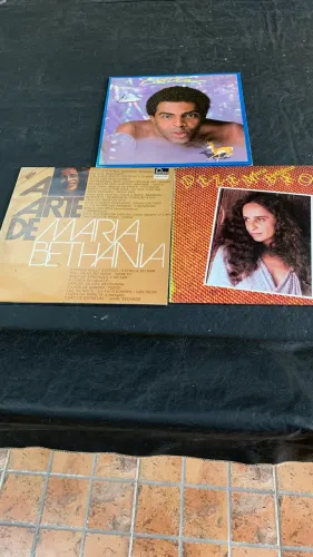Gil e Bethânia em vinil, 3 LPs , 4 discos