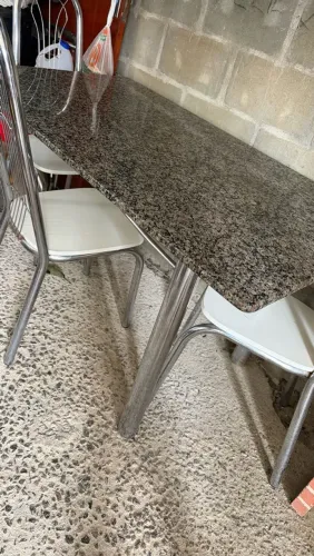 Mesa de pedra de mármore 