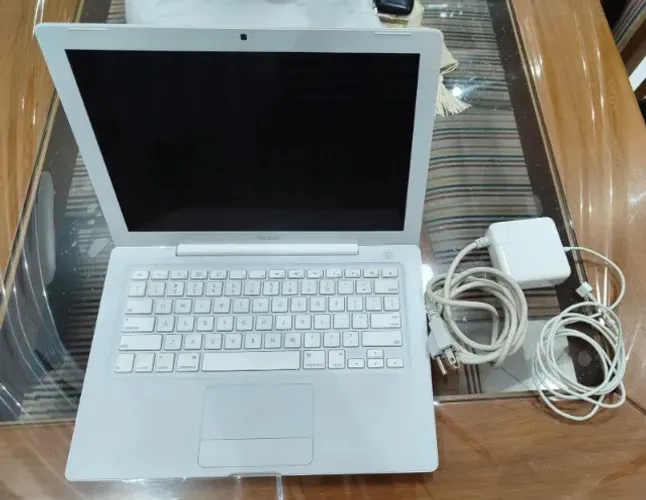 MACBOOK - 2008/2009 IMPECAVEL
