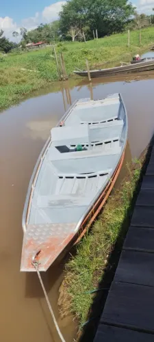 Canoa / lancha para motor de polpa
