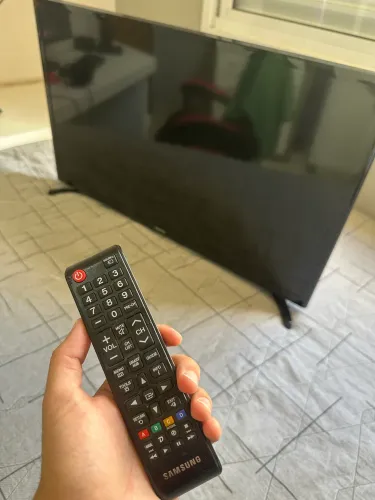 Tv Samsung 32pol LEIA A DESCRIÇÃO