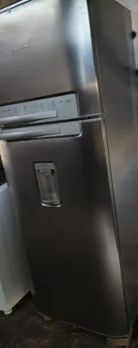 Vendo Geladeira Electrolux Frost Free DW50X 427 litros