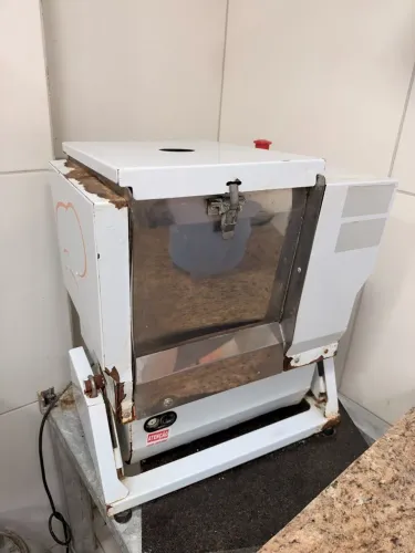Masseira Basculante 15KG Semi Rápida