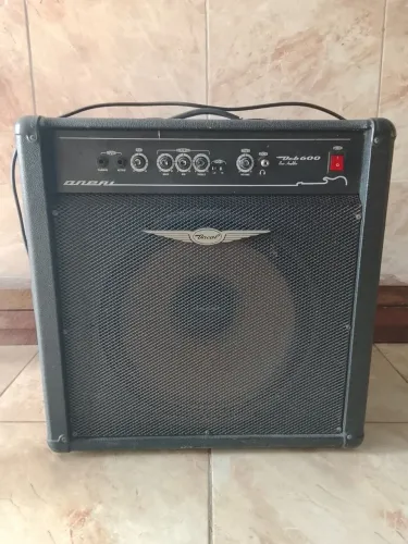 Vendo caixa de contrabaixo
