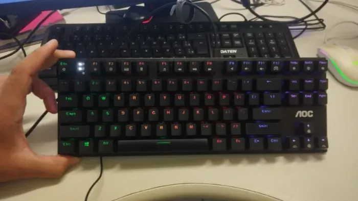 Teclado Mecânico Gamer AOC GK450 AOC Red Switch TKL US LED Rainbow Macro Manager