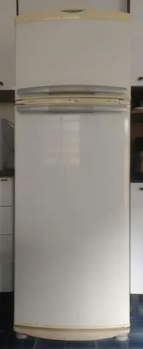 Geladeira Brastemp 340 LT gelo seco