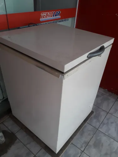 Freezer horizontal 01 porta semi novo