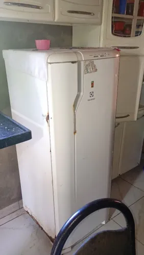 Geladeira Eletrolux