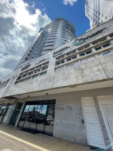 APARTAMENTO EDIFÍCIO TORRE GÊMEAS - VISTA CATEDRAL - NOVO CENTRO - MARINGÁ/PR