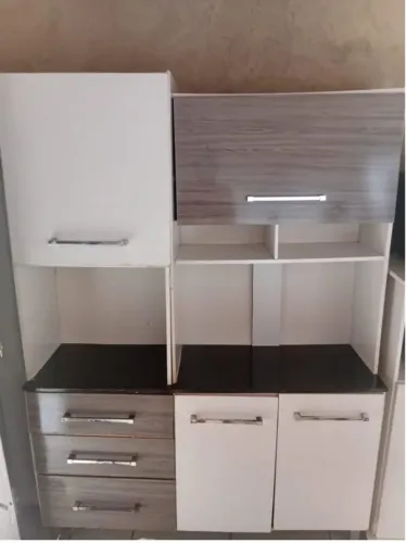 Não entrego-Armário de cozinha (Retirar no Est.Dalva)