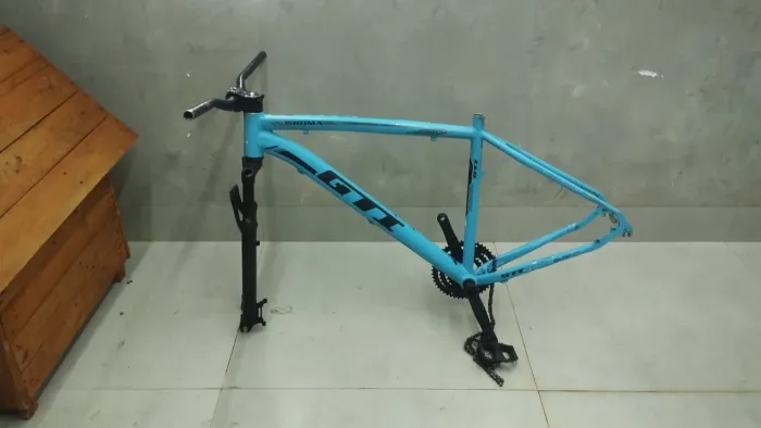 Vendo quadro GTI Roma aro 29 tamanho 17