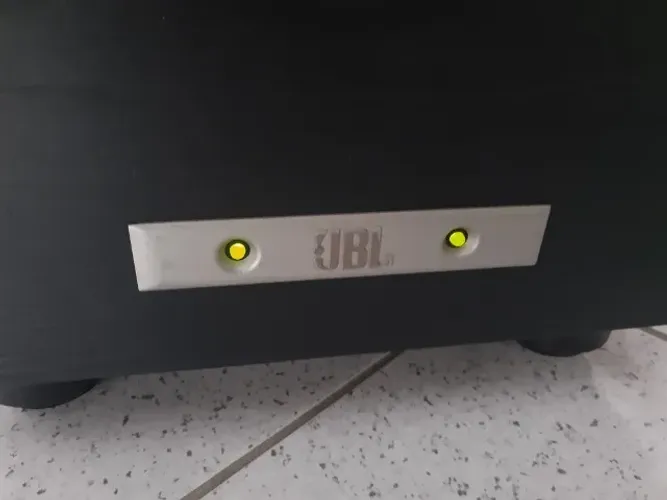 Subwoofer JBL - PB 10