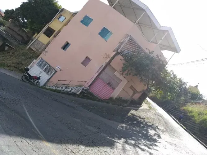 No Ribeiro de Abreu 2/4 sem garagem