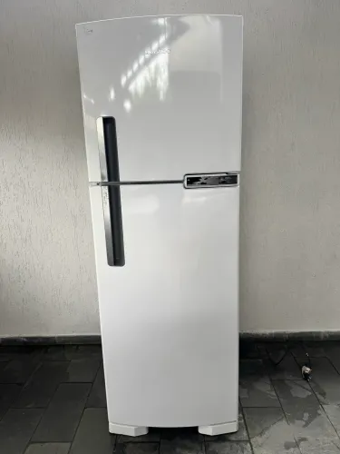 Vendo geladeira Electrolux brastemp 380 litros