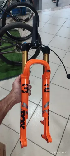 SUSPENSÃO FOX STEP CAST KASHIMA 32