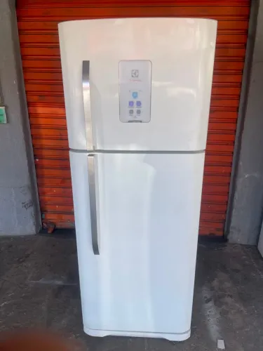 Geladeira Electrolux duplex frost free