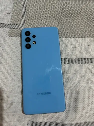 Celular a32