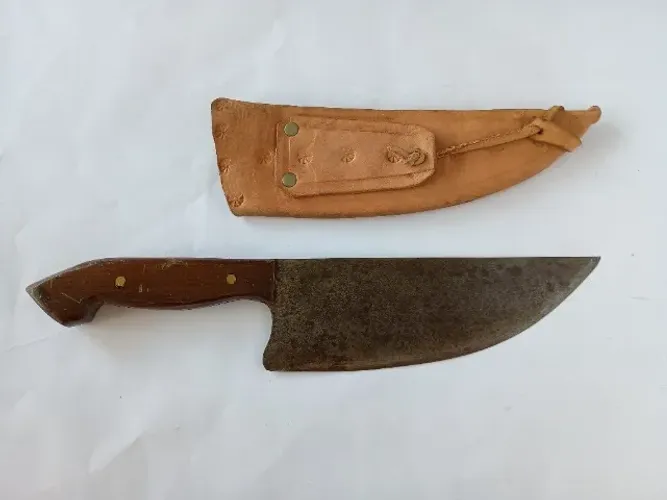 Faca Artesanal Em Aço Carbono 33cm - Lâmina 8 Polegadas Com Bainha Couro