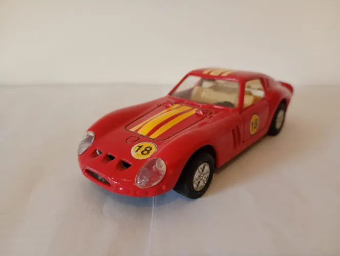 Sunnyside - Miniatura Ferrari 250GTO Anos 90