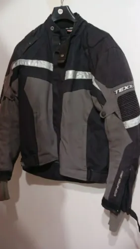 Moto jaqueta