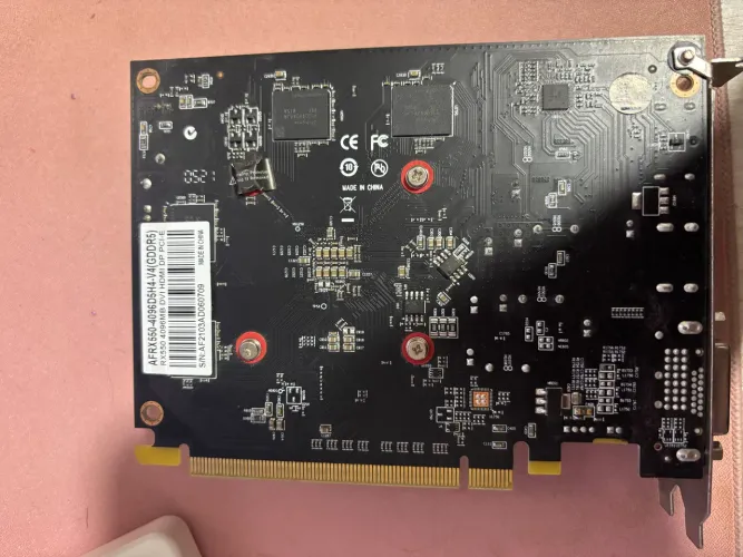 Placa de Vídeo AMD Radeon RX 550 4GB GDDR5 AFOX - Funciona 100%