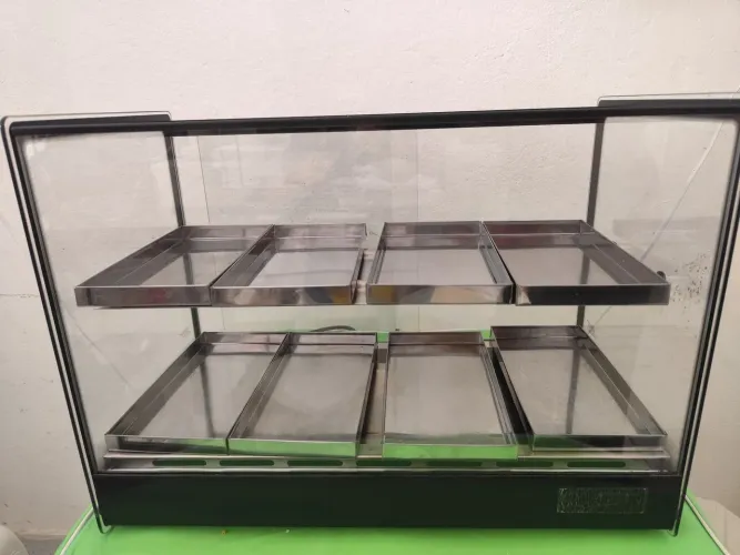 Estufa Vitrine de Vidro com Bandejas Inox - Excelente Estado
