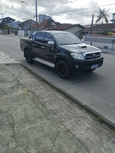 Toyota Hilux CD SRV D4-d 4X4 3.0 TDI Diesel AUT 2010