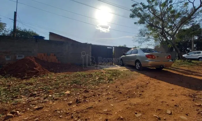 Venda de Terreno / Área na cidade de Araraquara