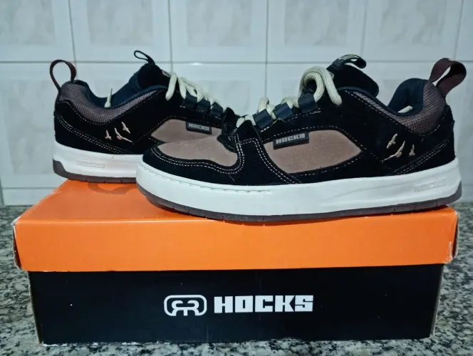Tênis Hocks