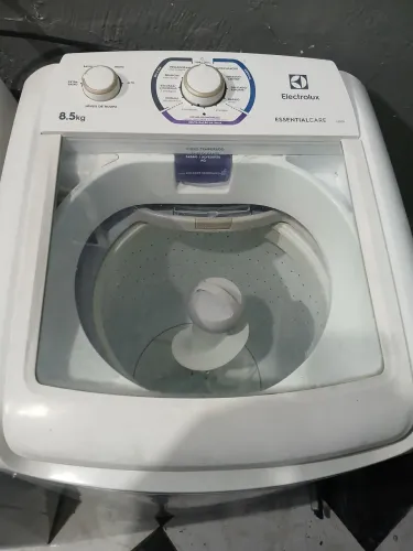 Máquina de lavar Electrolux 