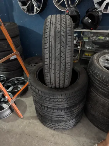 PNEUS XBRI 235/50 R19