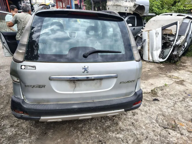 Tampa Traseira Peugeot 207 SW Pirua Completa Com Nota Fiscal 