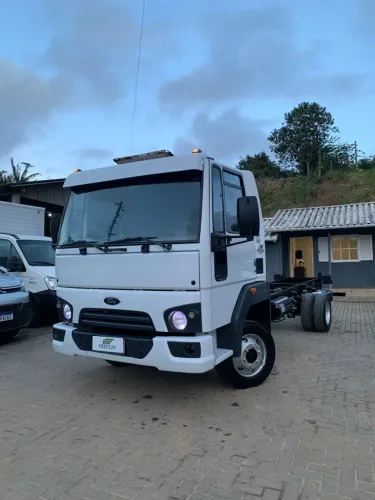 Ford Cargo 816