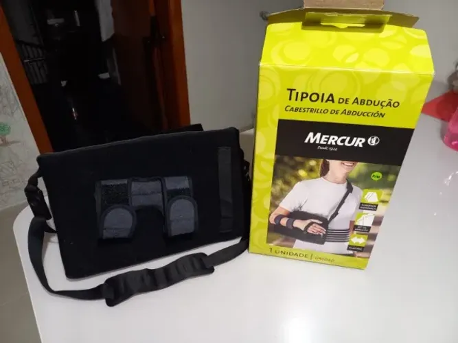 Tipoia de Abdução 30º Tamanho: P/M - Marca Mercur USADA