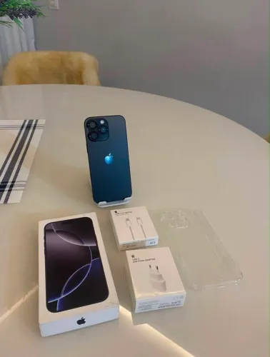 iPhone 16 Pro Max 256GB 90%