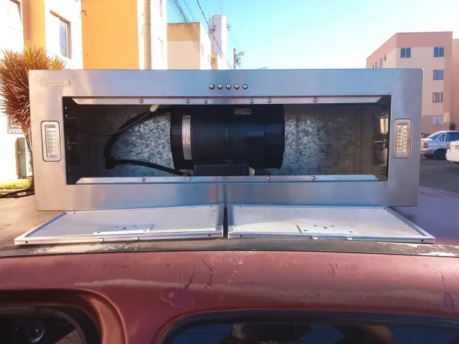 Coifa Tramontina nova barato pra ir logo pego ferramentas ou som automotivo